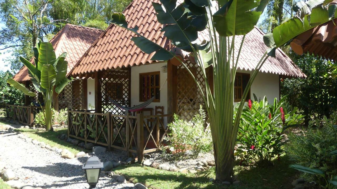 Naturalmente Boutique Bungalows Y Cocina Mediterranea ラス・ラハス エクステリア 写真