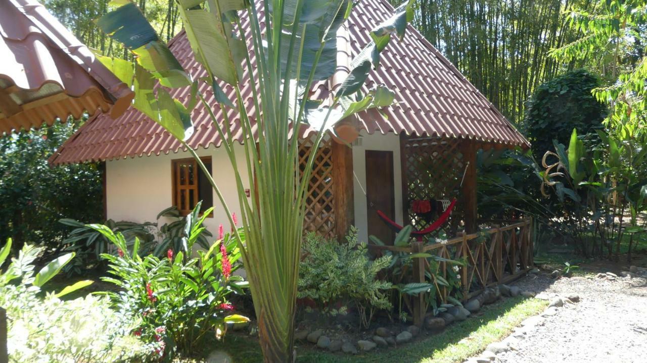 Naturalmente Boutique Bungalows Y Cocina Mediterranea ラス・ラハス エクステリア 写真